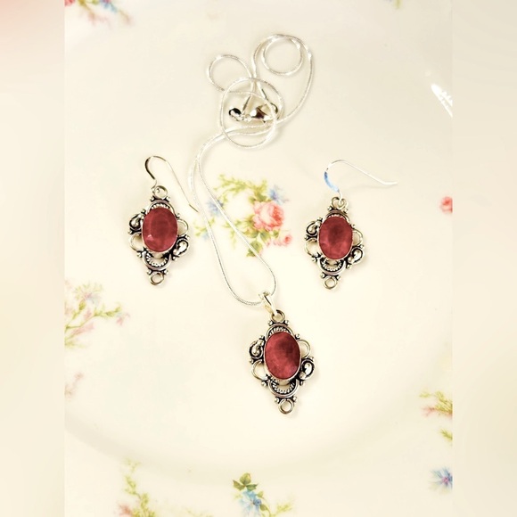 Filigree Sterling Silver Set of Necklace and Earrings in Red Quartz 925 - Picture 3 of 4